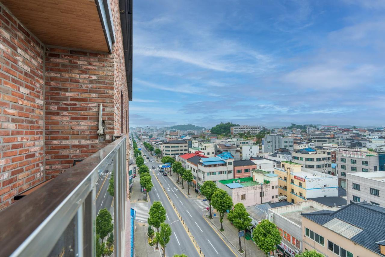 Jecheon Hound Hotel Chech'ŏn Exterior foto
